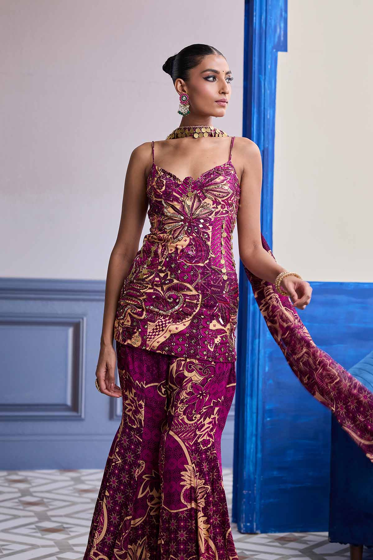 MAGENTA FLORAL STRUCTURED KURTI WITH BELL BOTTOM PANTS & CHOKER DUPATTA SET
