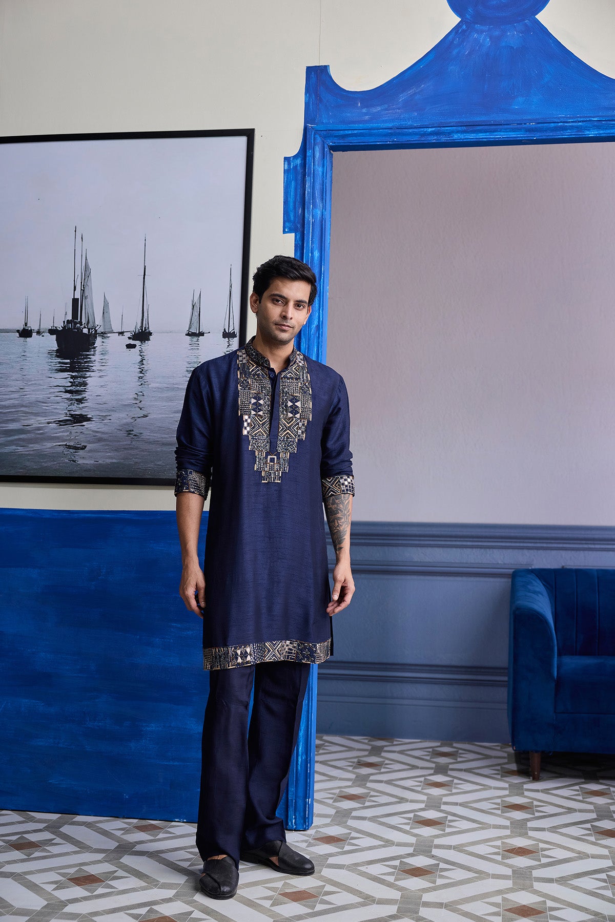 DARK BLUE GEOMETRIC EMBOIDERED KURTA WITH SOLID PANTS