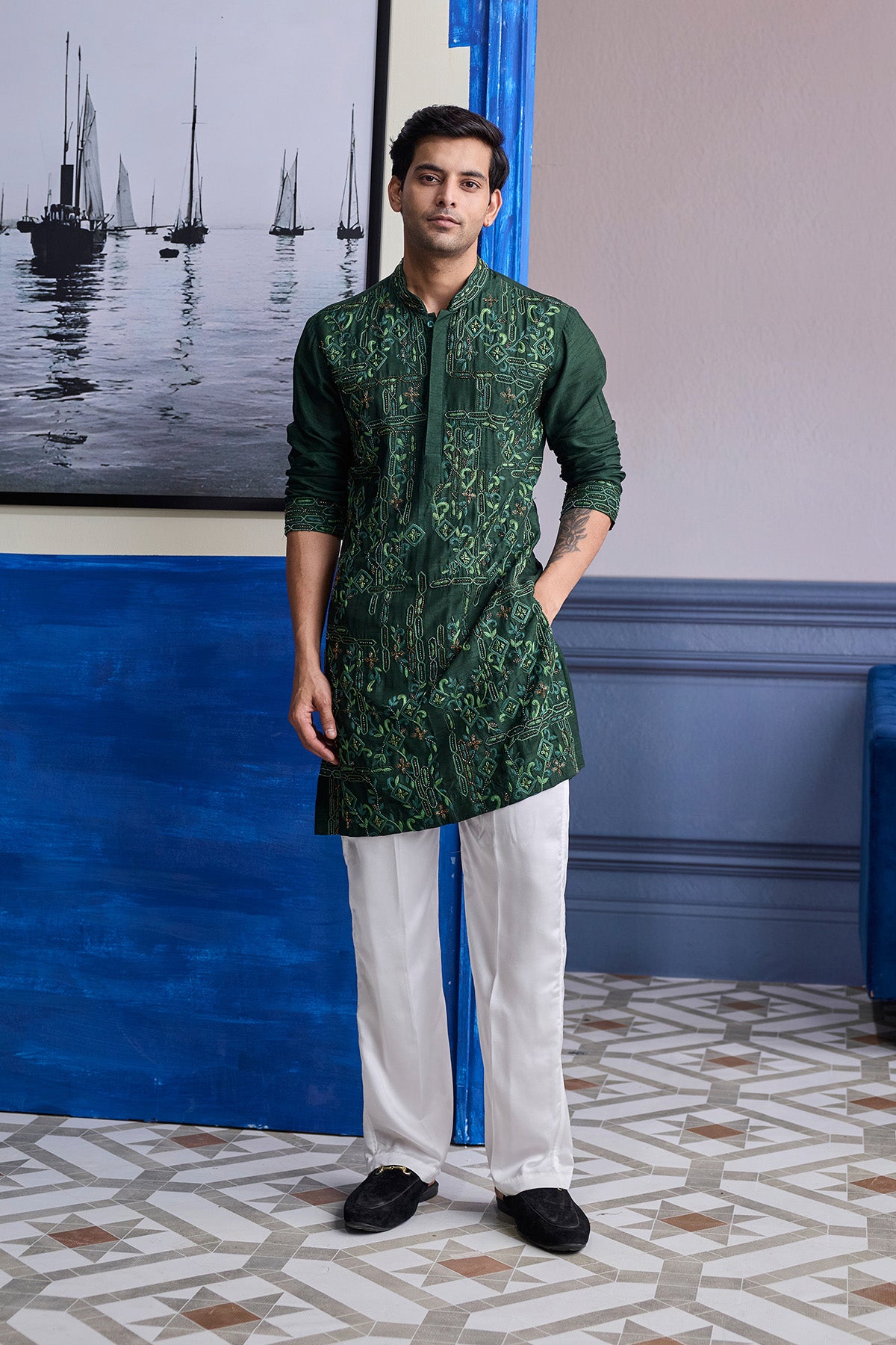 BOTTLE GREEN THREAD WORK EMBROIDERED KURTA WITH IVORY PANTS