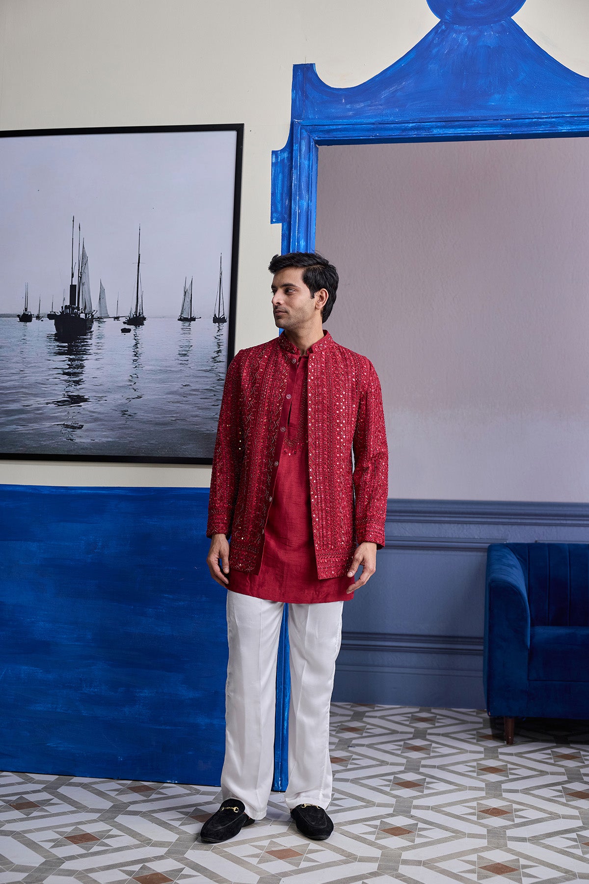 MAROON MIRROR EMBROIDERED & THREAD WORK BANDHGLA JACKET WITH KURTA & PANTS