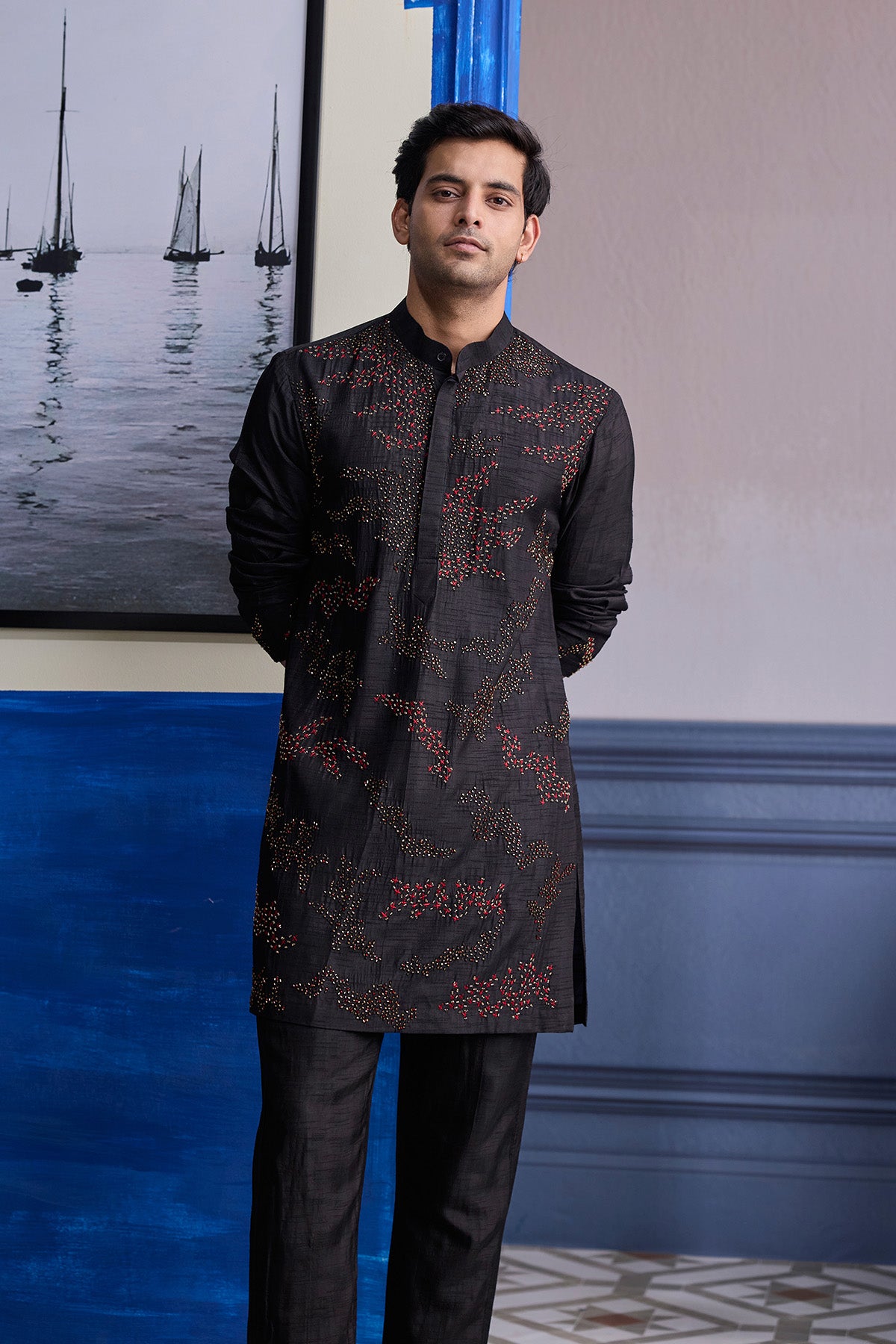 BLACK ABSTRACT EMBROIDERED KURTA WITH PANTS