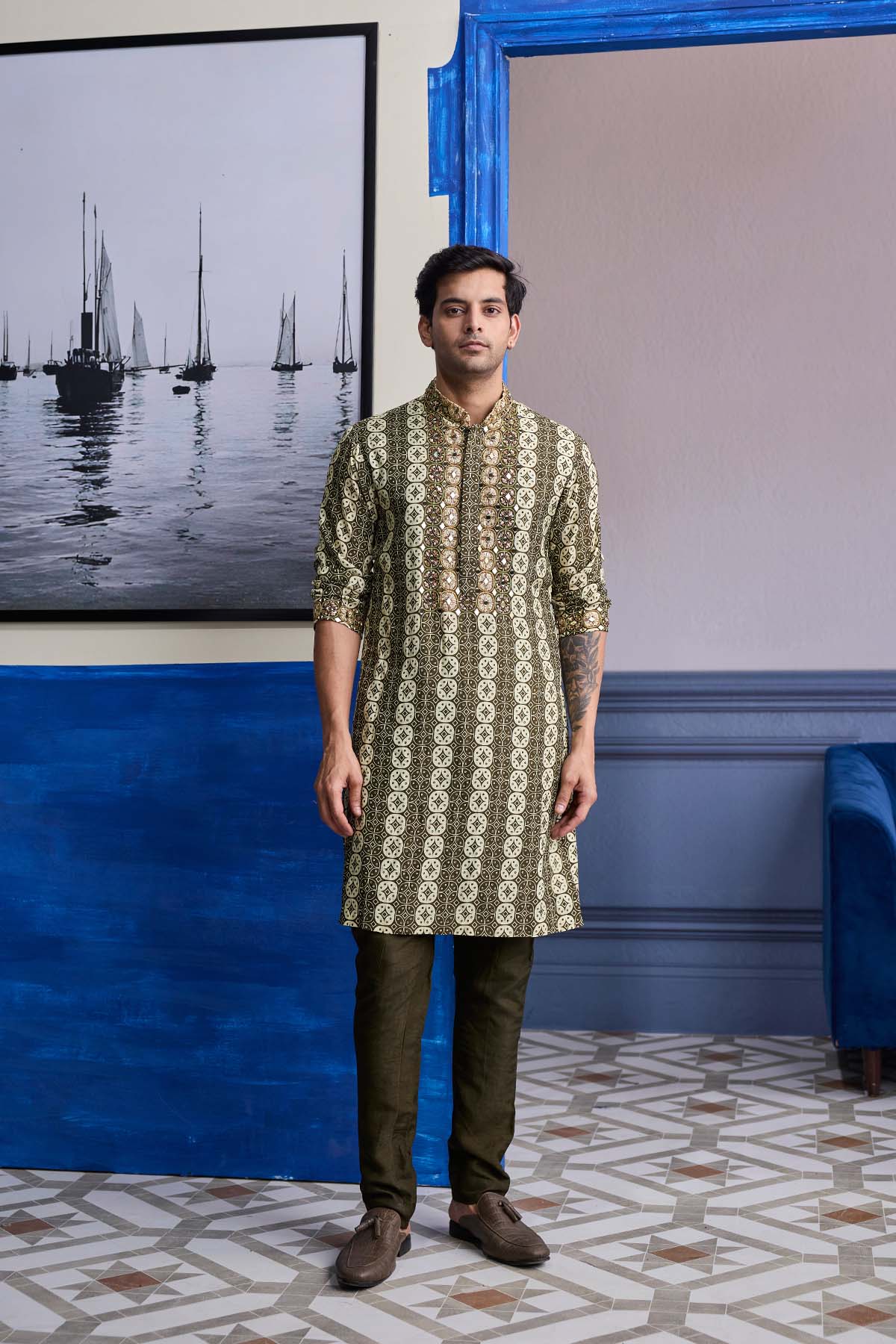 OLIVE BUTTA HIGHLIGHTED KURTA WITH SOLID PANTS