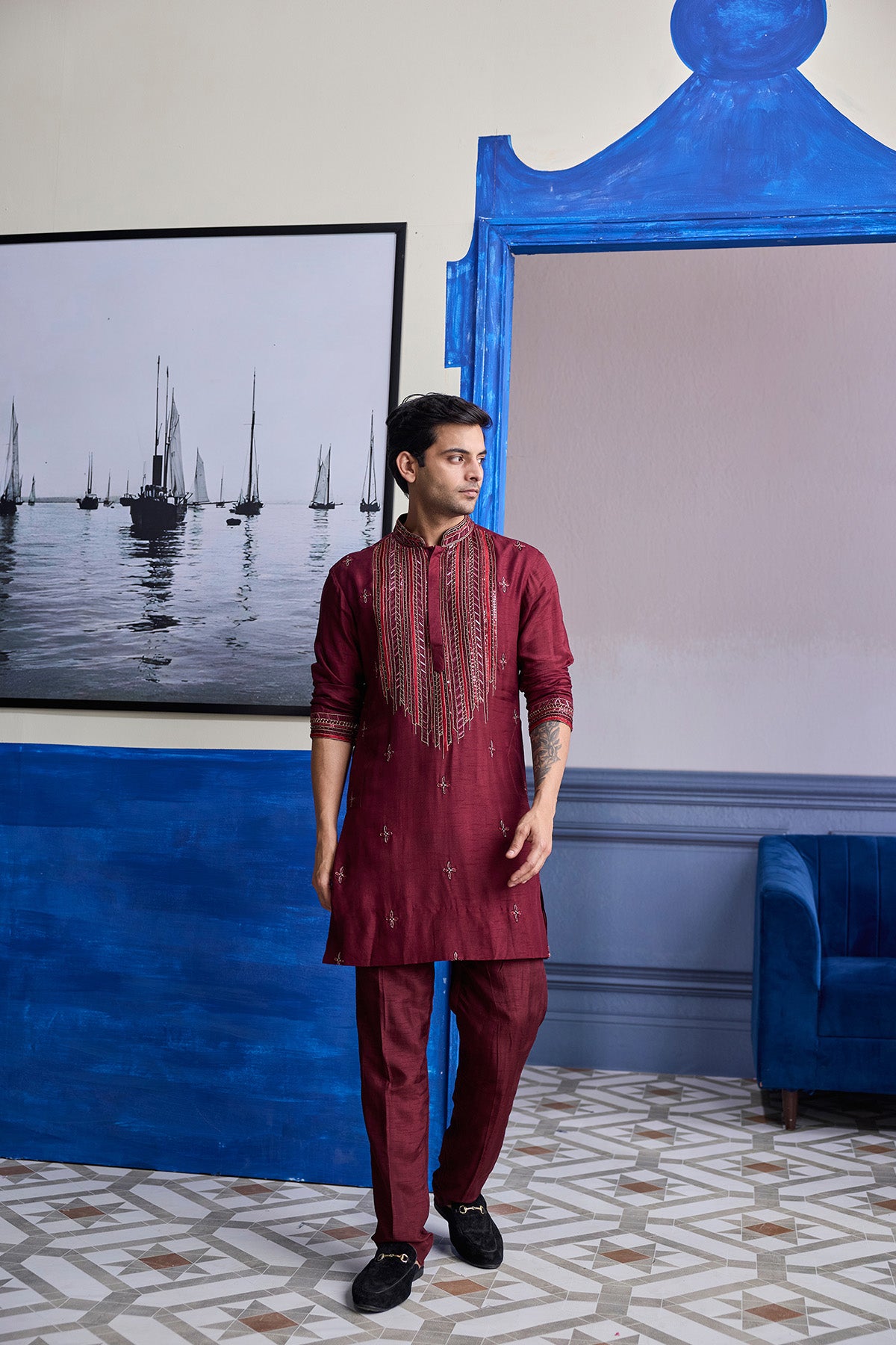 MAROON EMBOIDERED KURTA WITH PANTS