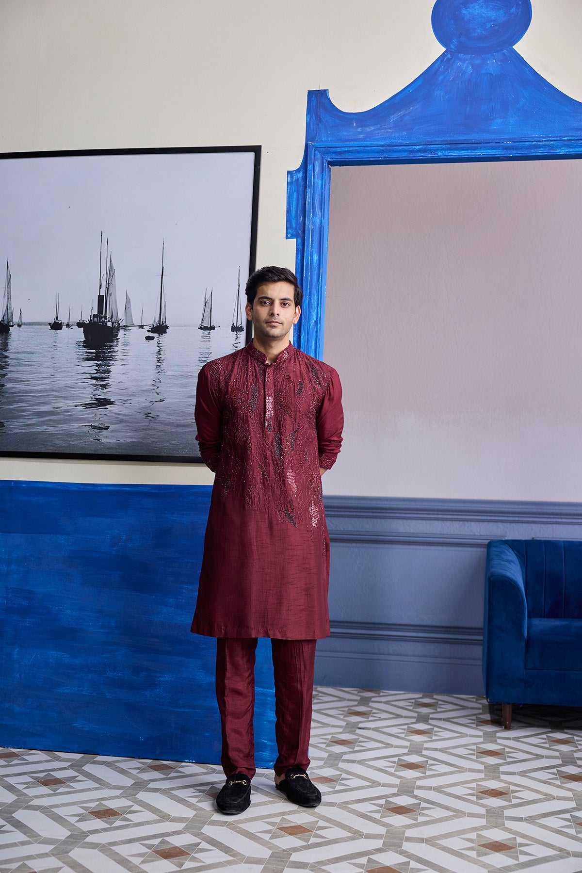 MAROON ABSTRACT EMBROIDERED KURTA PAIRED WITH PANTS
