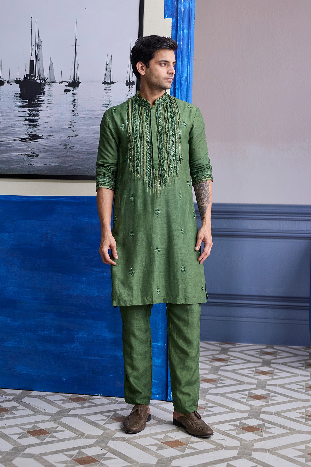 SAGE GREEN EMBOIDERED KURTA WITH PANTS