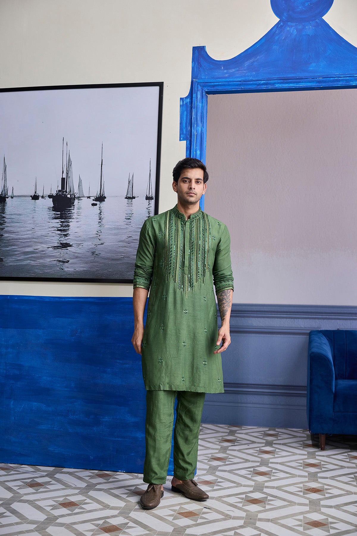 SAGE GREEN EMBOIDERED KURTA WITH PANTS