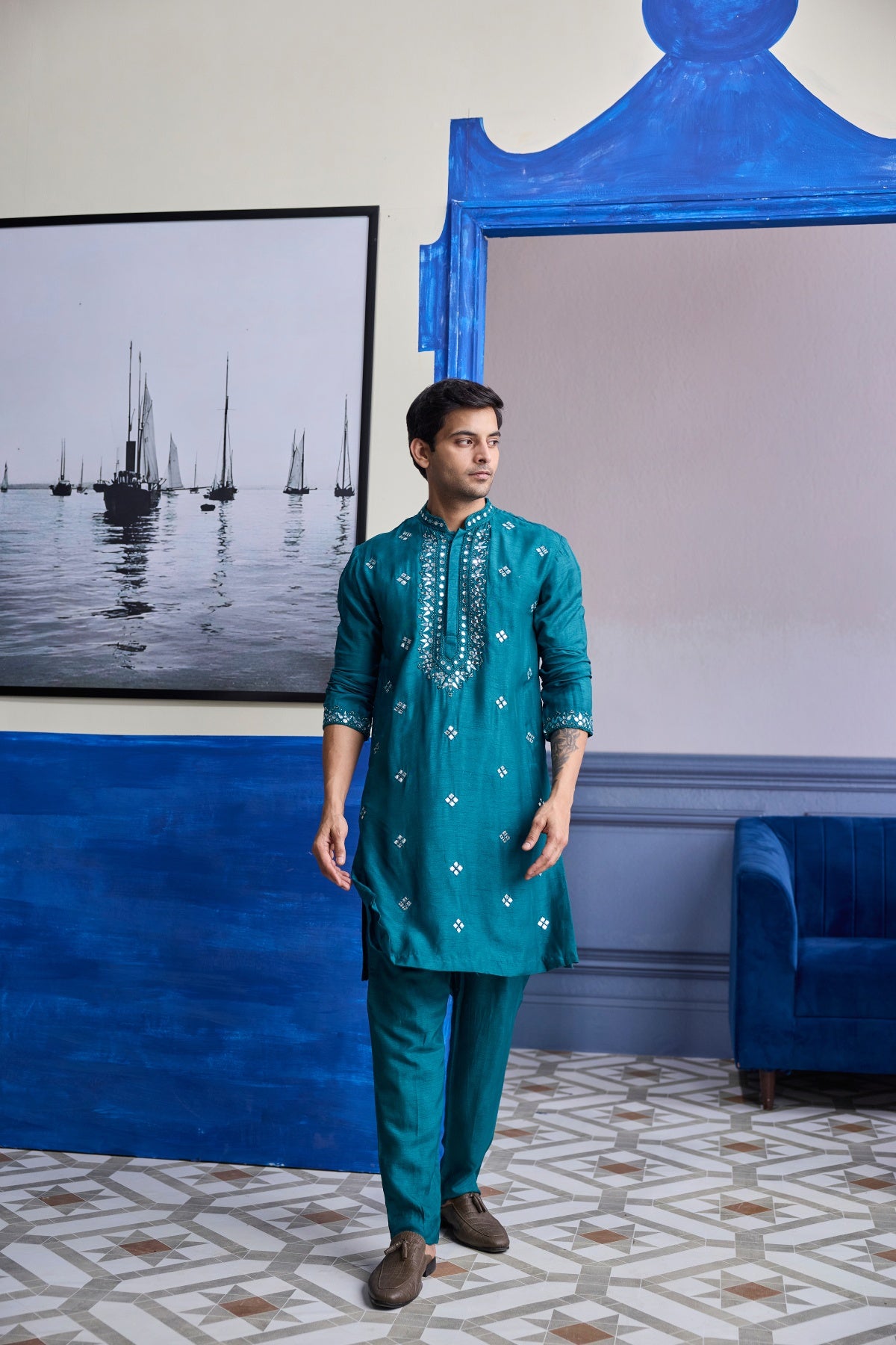 TEAL GREEN EMBROIDERED KURTA  WITH SOLID PANTS