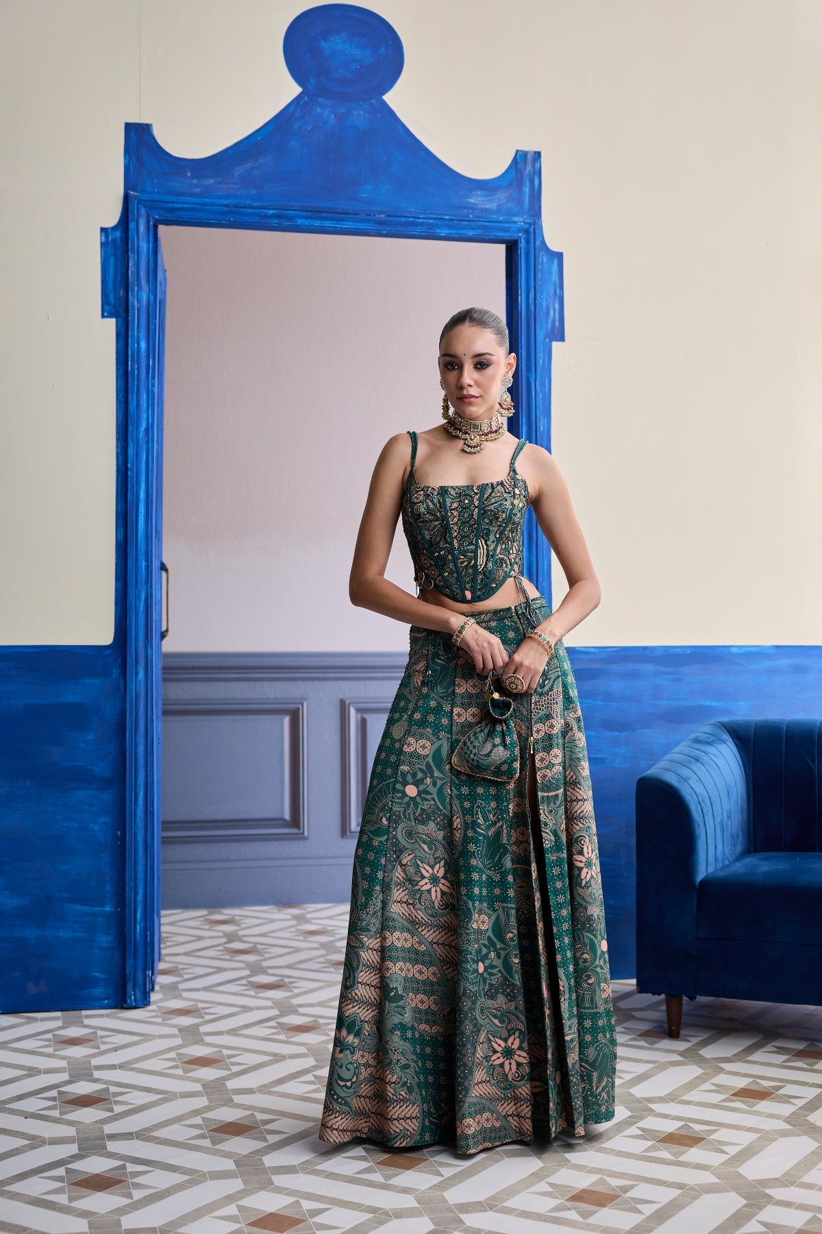 TEAL FLORAL CORSET WITH TIE-UP DETAIL & PANELLED SLIT SKIRT SET