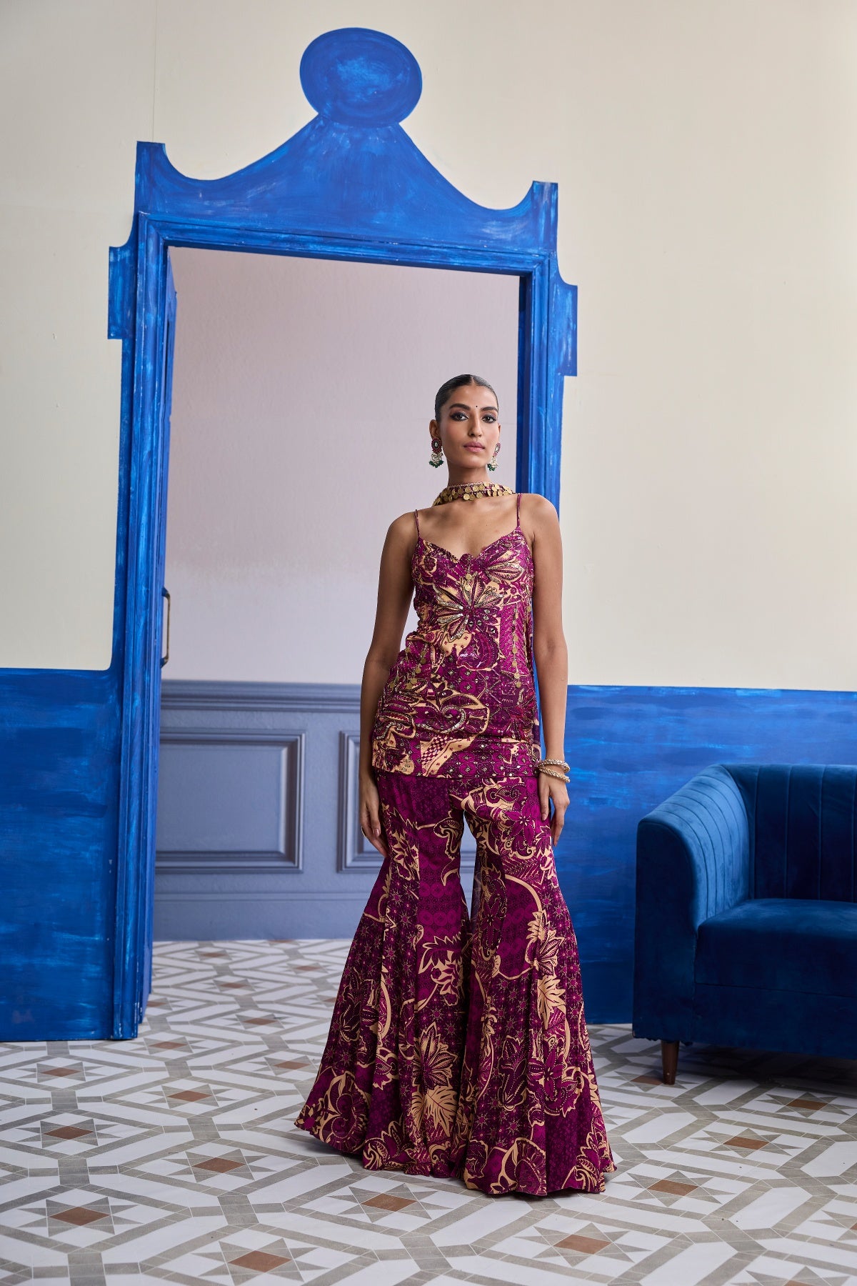 MAGENTA FLORAL STRUCTURED KURTI WITH BELL BOTTOM PANTS & CHOKER DUPATTA SET