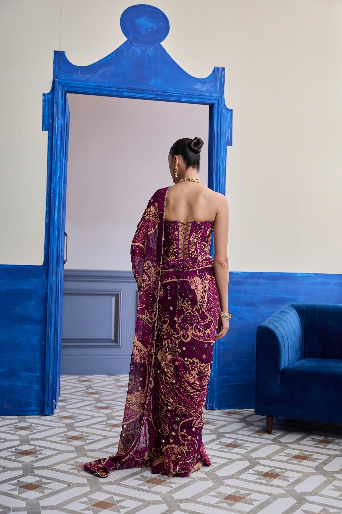 MAGENTA FLORAL CORSET WITH DRAPE CLASSIC SKIRT SAREE SET