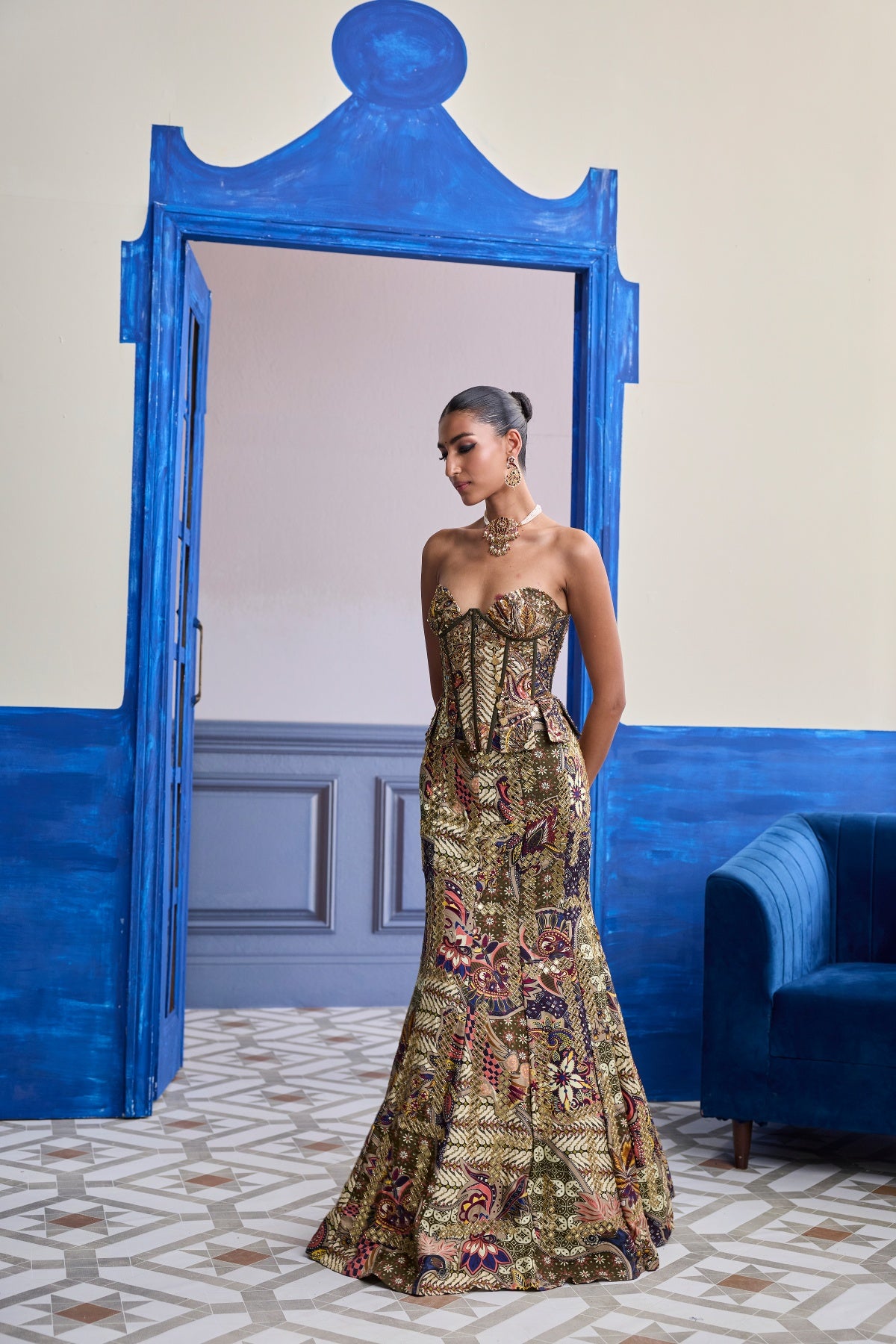 OLIVE PRINT CORSET WITH HIGHLIGHTED MERMAID SKIRT SET