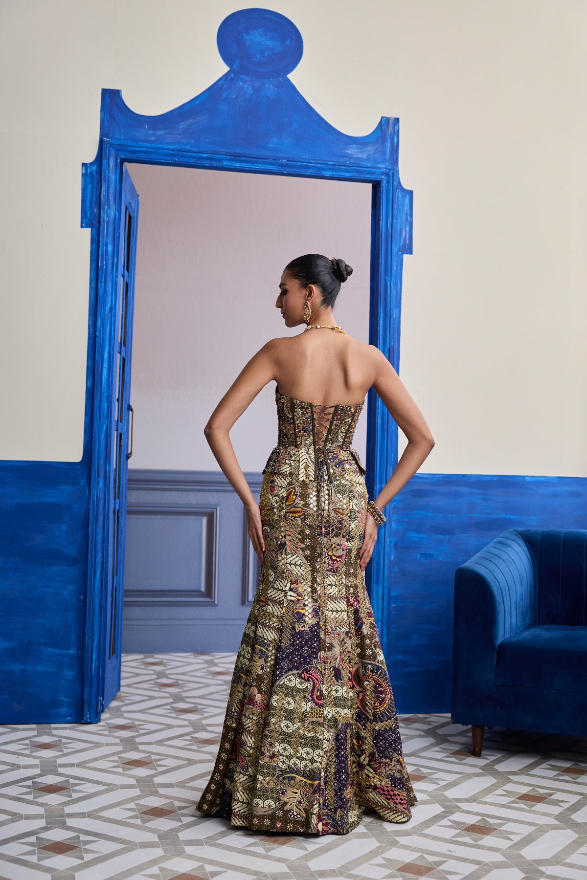 OLIVE PRINT CORSET WITH HIGHLIGHTED MERMAID SKIRT SET