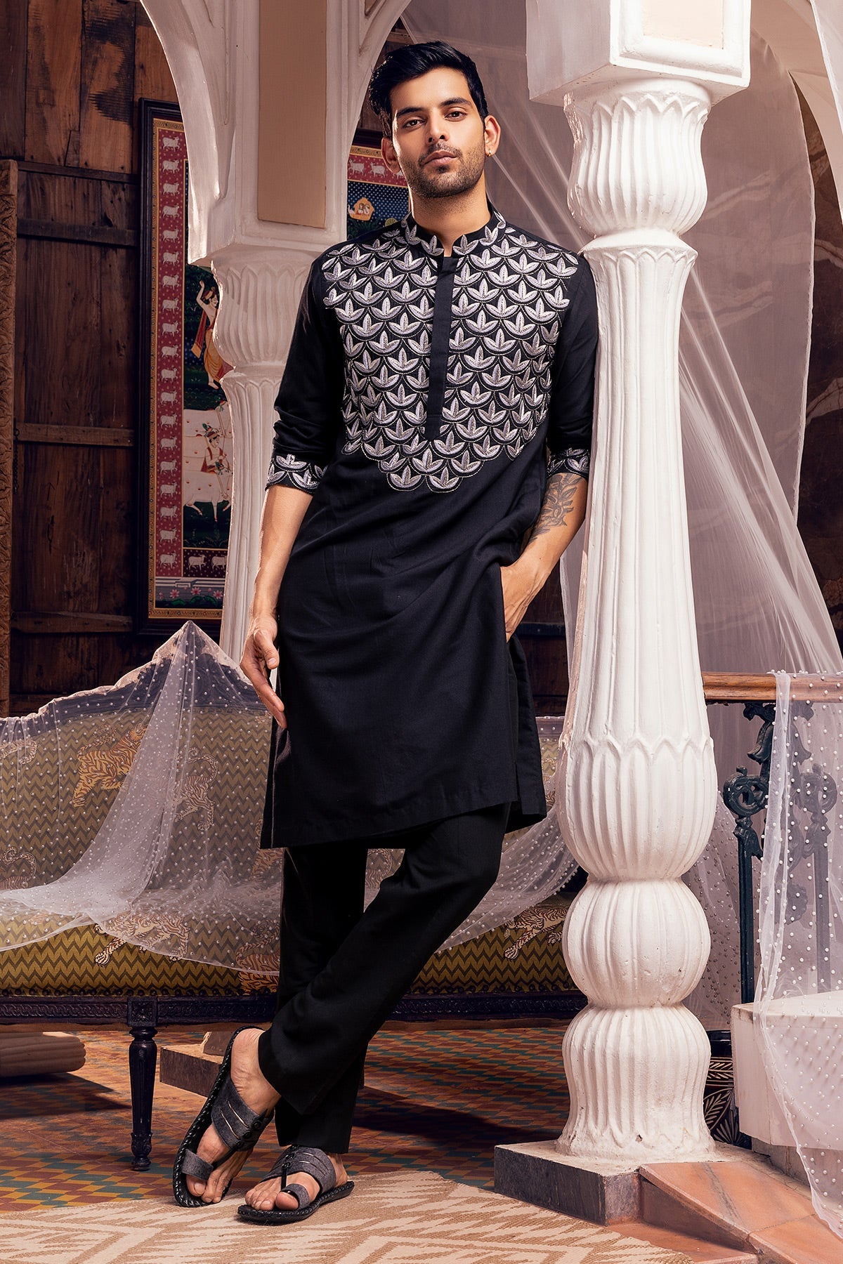 Ayushman Khurana in Black Embroidered Kurta & Pants