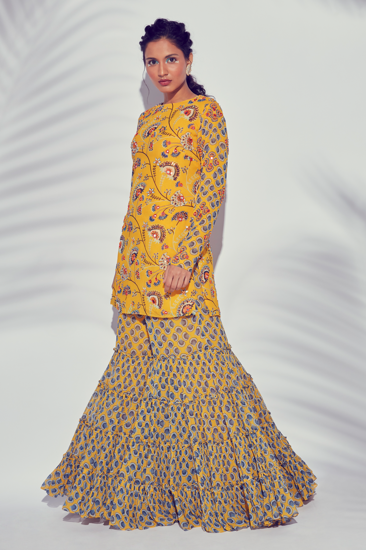Yellow Jaal Printed & Embroidered Kurti With Butta Printed Garara