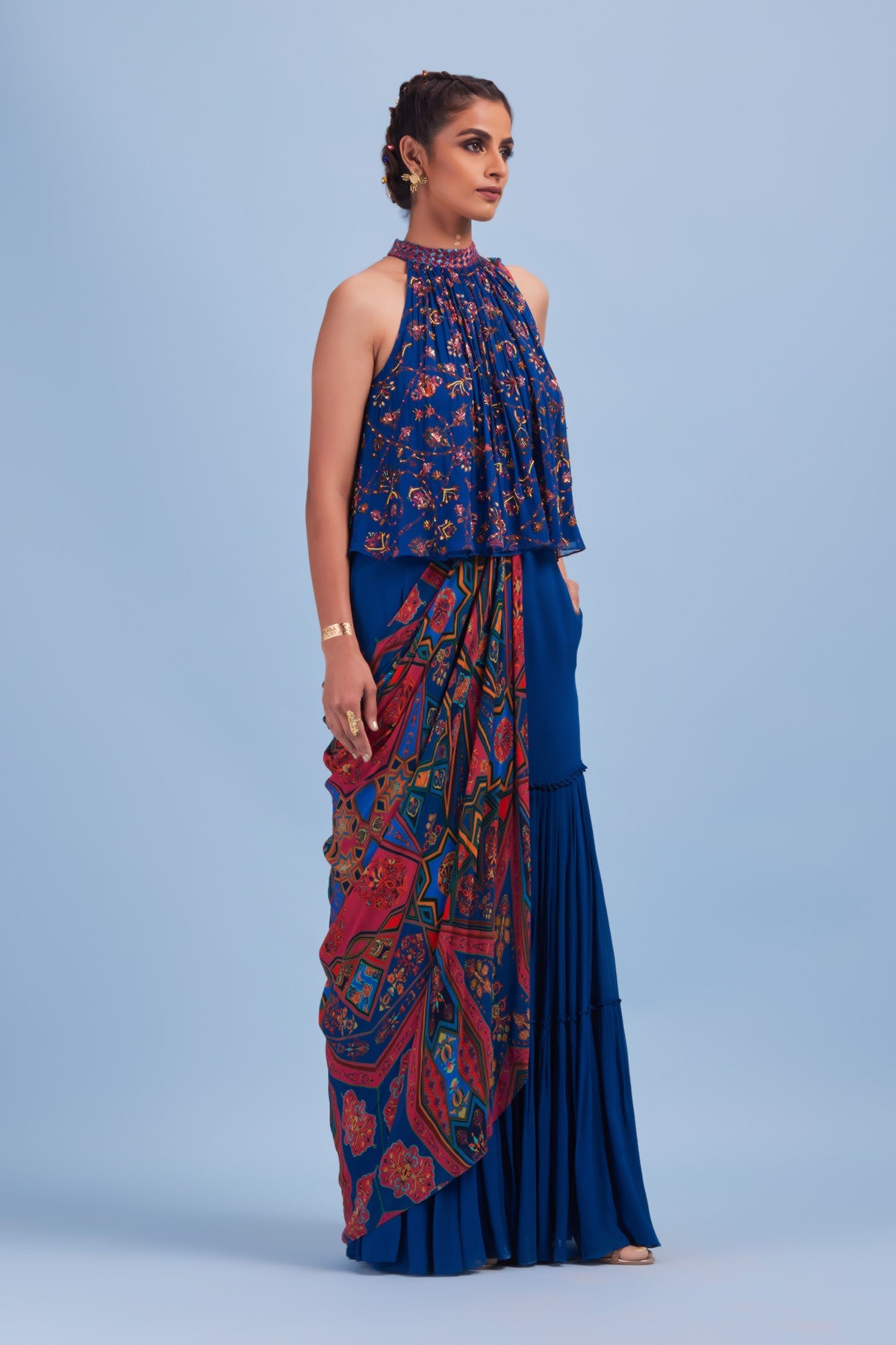 Blue Bale Print & Highlighted In-cut Flare Top with Blue Gharara Sari
